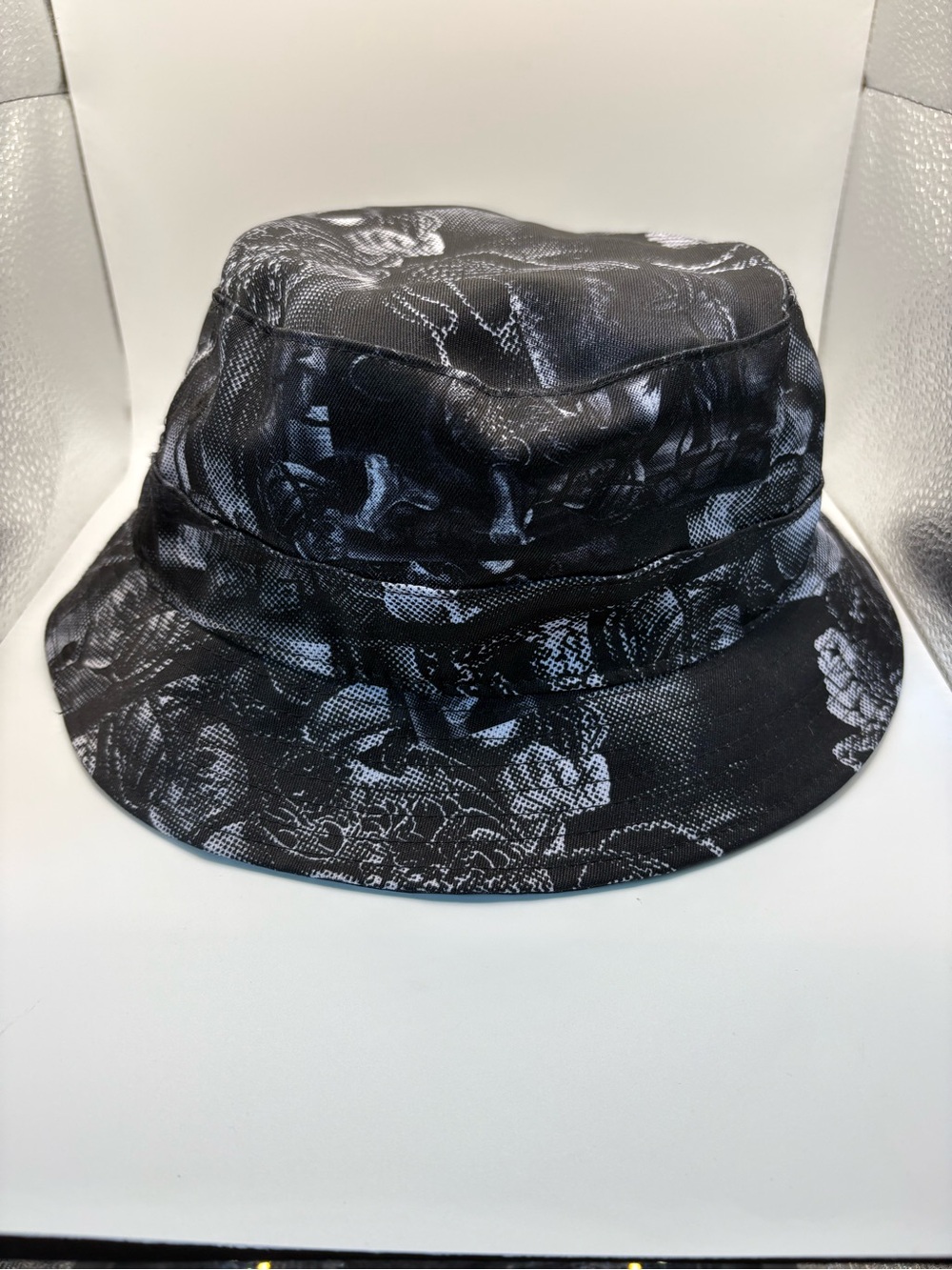 Crooks & Castles Black Gray Graphic Bucket Hat Streetwear Hip Hop